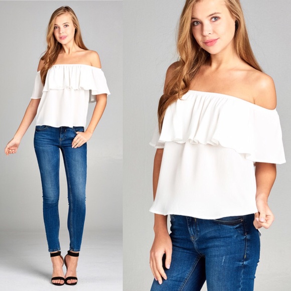 LAST 1🌸 off the shoulderruffle top white blouse - Picture 2 of 4